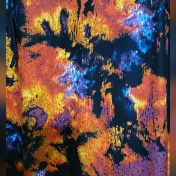 #096 Lularoe- Eliza Long Sleeve Tunics -NEW- Solid & 2 prints available - Picture 9 of 12